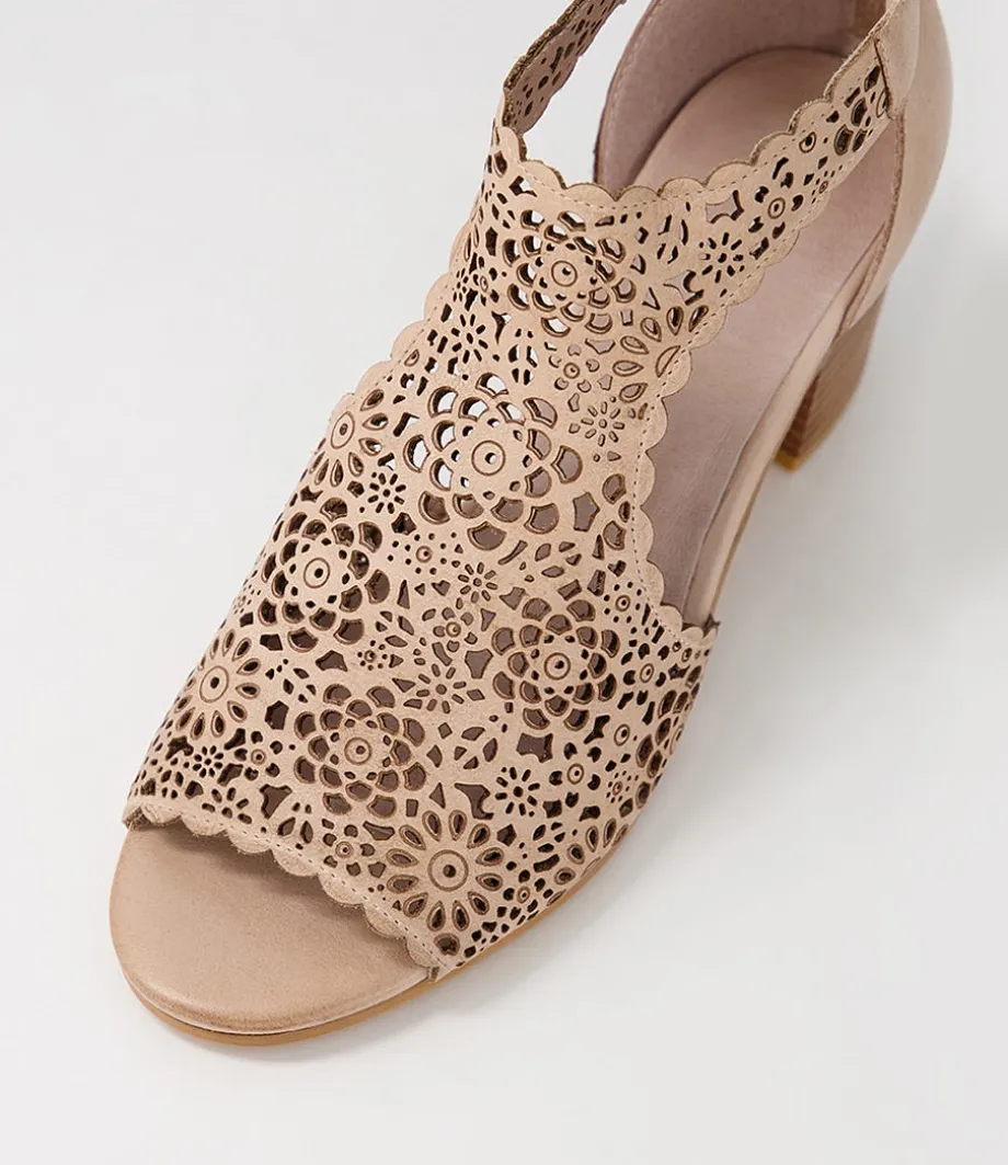 bames_cafe_leather_sandals_3.webp Bames Cafe Leather Sandals<DJANGO & JULIETTE Cheap