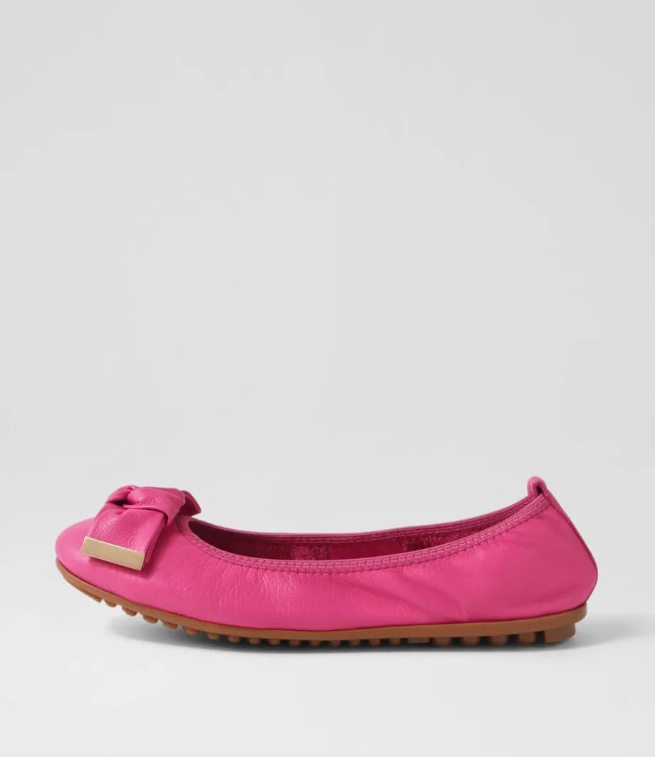 Biddies Fuchsia Leather Flat Shoes<DJANGO & JULIETTE Store