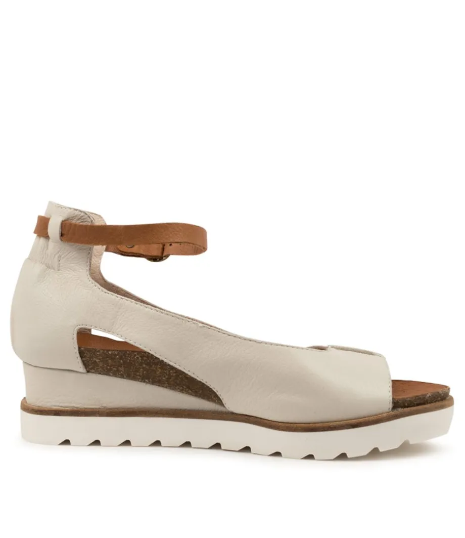 brayan_nougatdk_tan_lea_3.webp Brayan Nougat-Dk Tan Lea<DJANGO & JULIETTE Flash Sale