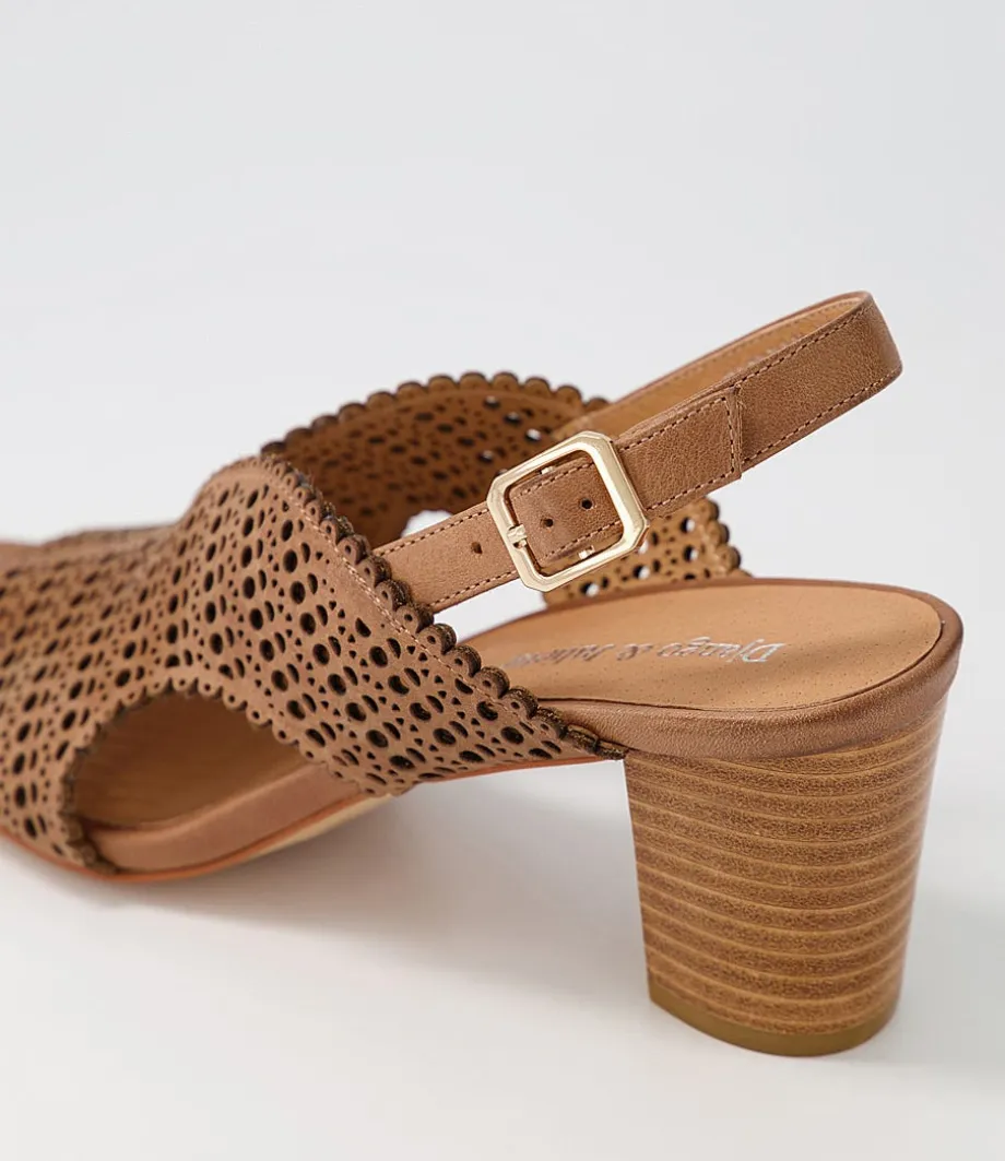 cailely_tan_leather_sandals_4.webp Cailely Tan Leather Sandals<DJANGO & JULIETTE Shop