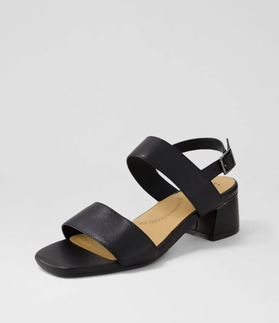 Caitlan W Black Leather Sandals<ZIERA Shop