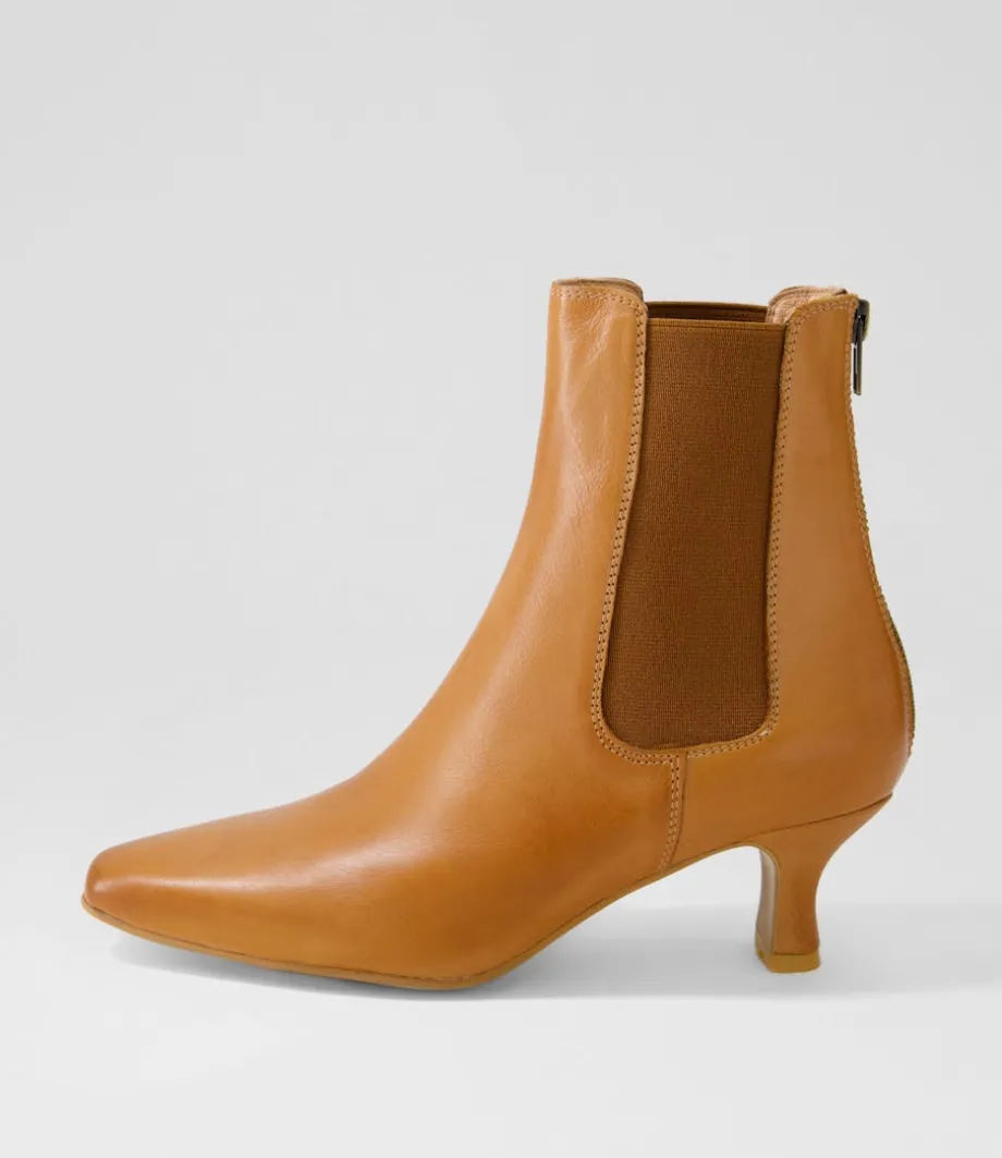 Capeyas Tan Leather Ankle Boots<DJANGO & JULIETTE Hot