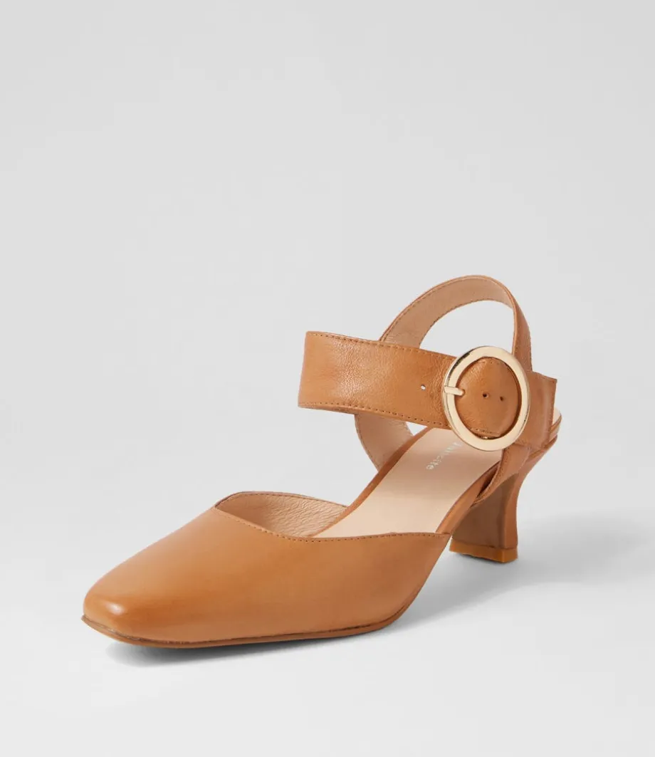 caris_tan_leather_heels_1.webp Caris Tan Leather Heels<DJANGO & JULIETTE Shop