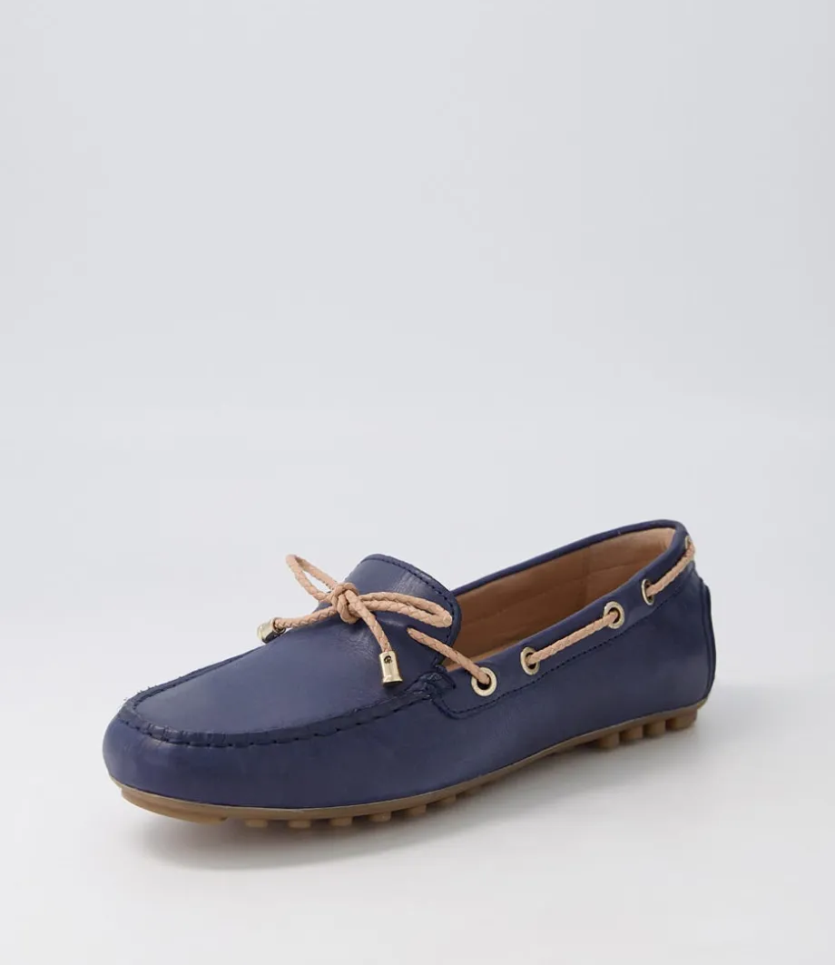 D Leelyan C Blue Sand Leather Flat Shoes<GEOX Store