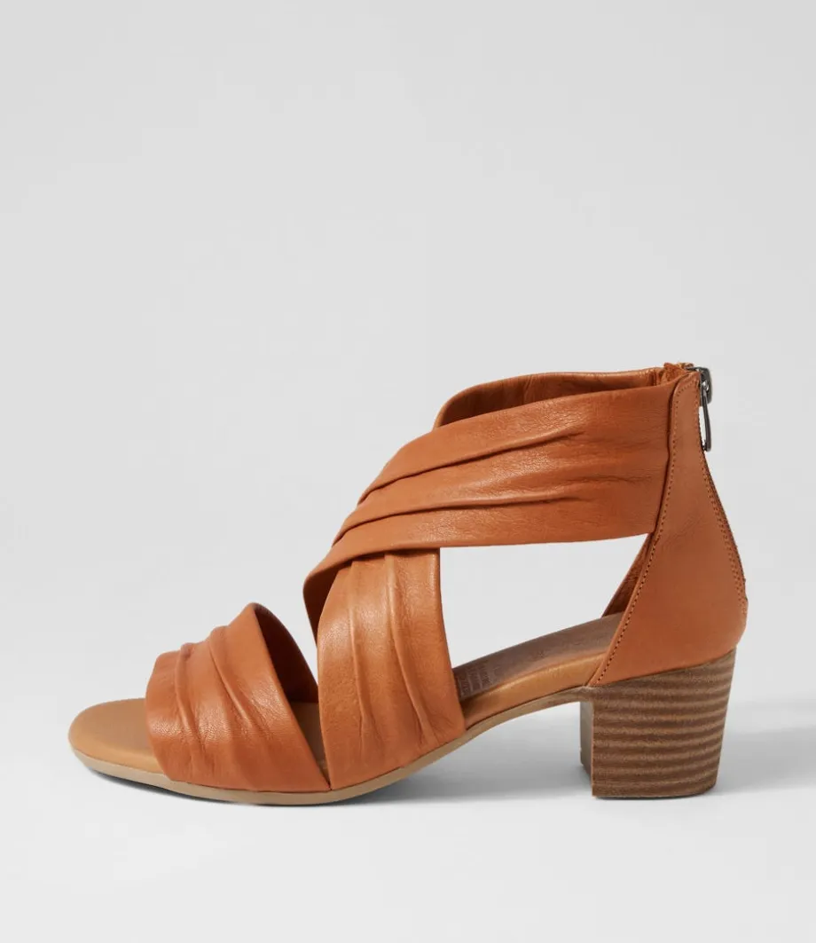Enko Tan Leather Sandals<DIANA FERRARI Store