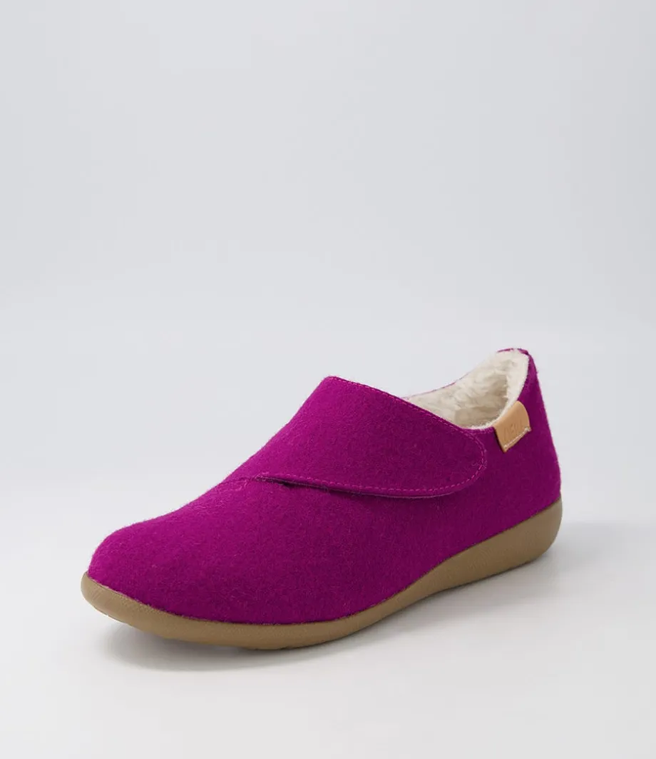 fliss_xw_dark_fuchsia_fabric_flat_shoes_1.webp Fliss Xw Dark Fuchsia Fabric Flat Shoes<ZIERA Online