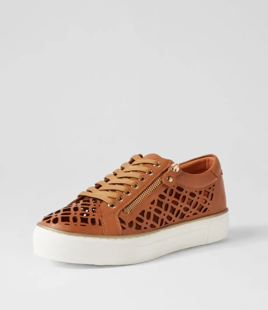 Flynng Tan White Leather Sneakers<DJANGO & JULIETTE Store