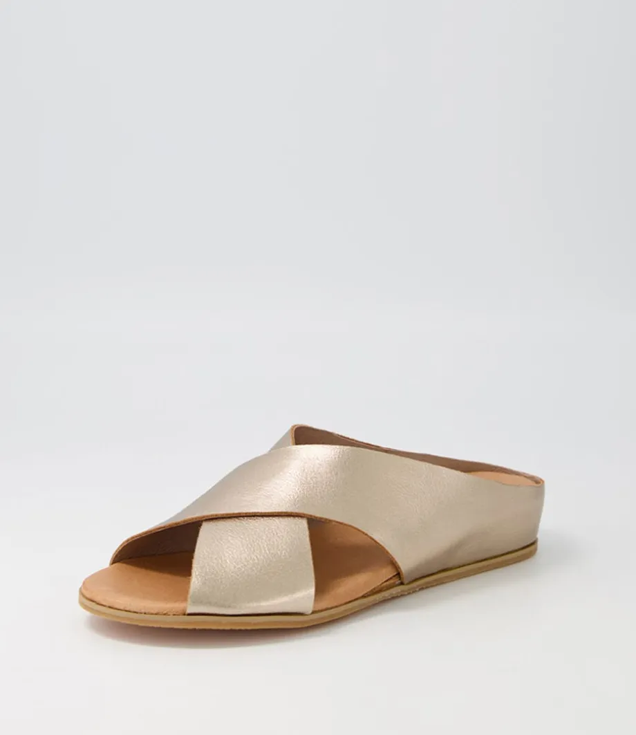 harli_champagne_leather_slides_1.webp Harli Champagne Leather Slides<DJANGO & JULIETTE Cheap