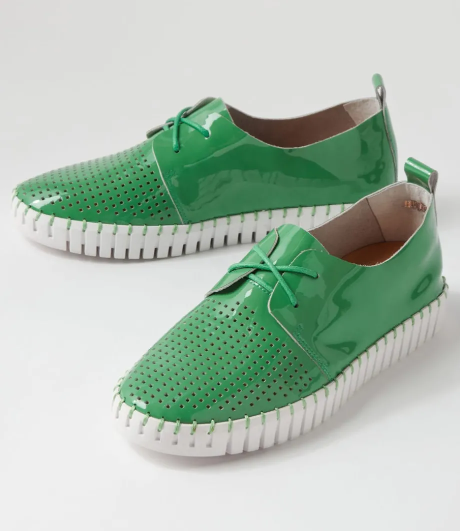 huston_emerald_white_patent_leather_sneakers_4.webp Huston Emerald White Patent Leather Sneakers<DJANGO & JULIETTE Flash Sale
