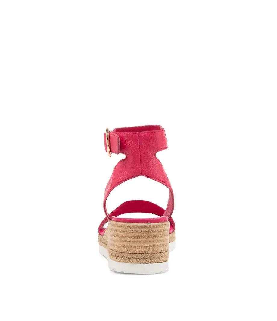 irish_bright_pink_leather_sandals_2.webp Irish Bright Pink Leather Sandals<DJANGO & JULIETTE Online