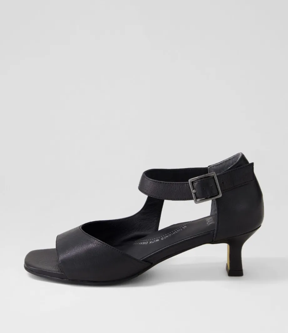 Irunn Xw Black Leather Sandals<ZIERA Hot