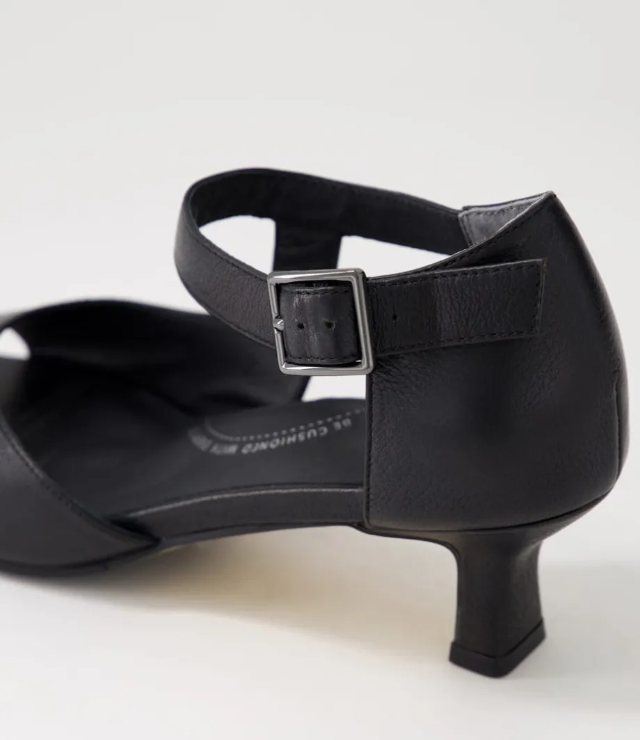 irunn_xw_black_leather_sandals_4.webp Irunn Xw Black Leather Sandals<ZIERA Hot