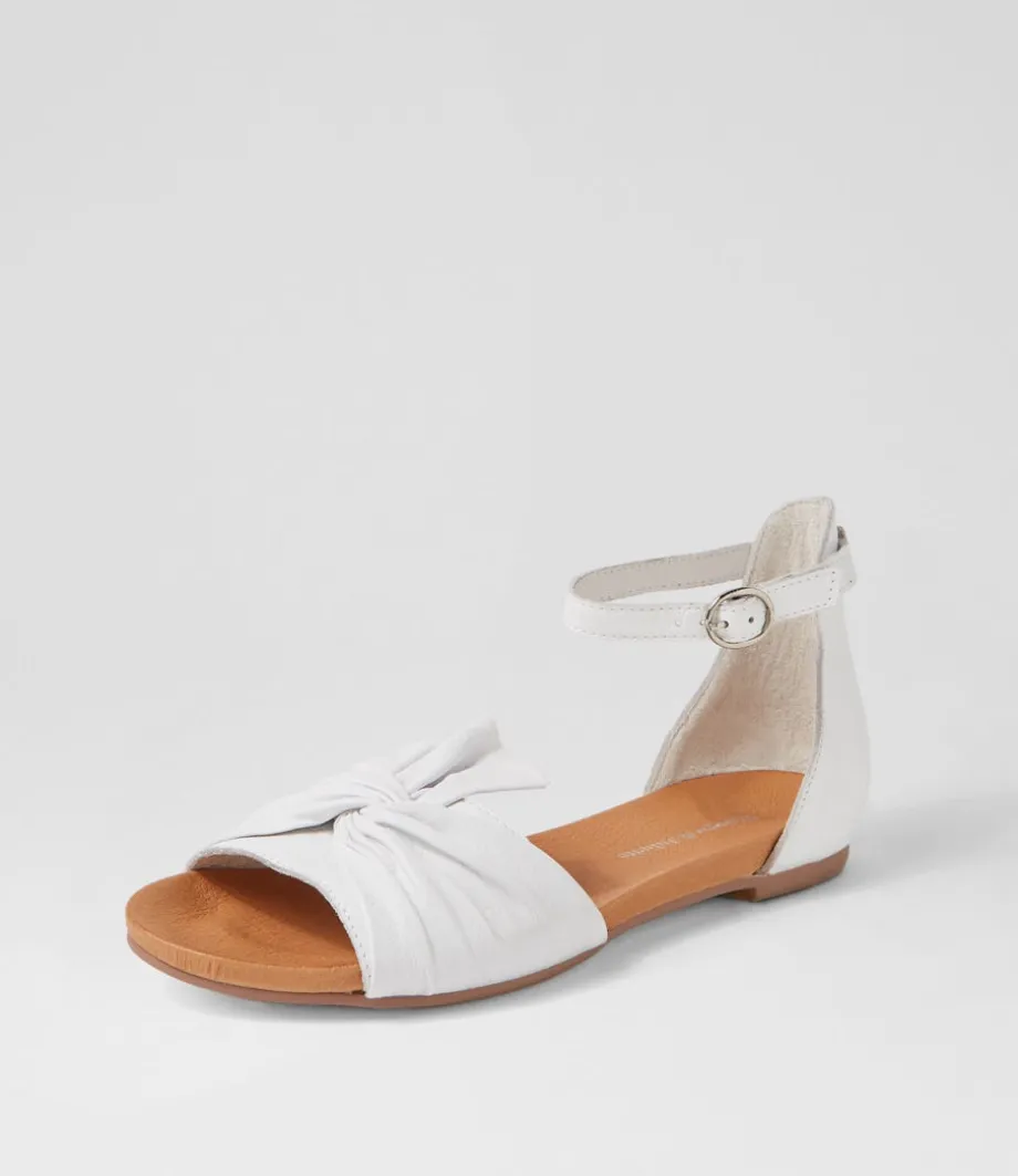 jimeta_white_leather_sandals_1.webp Jimeta White Leather Sandals<DJANGO & JULIETTE Flash Sale