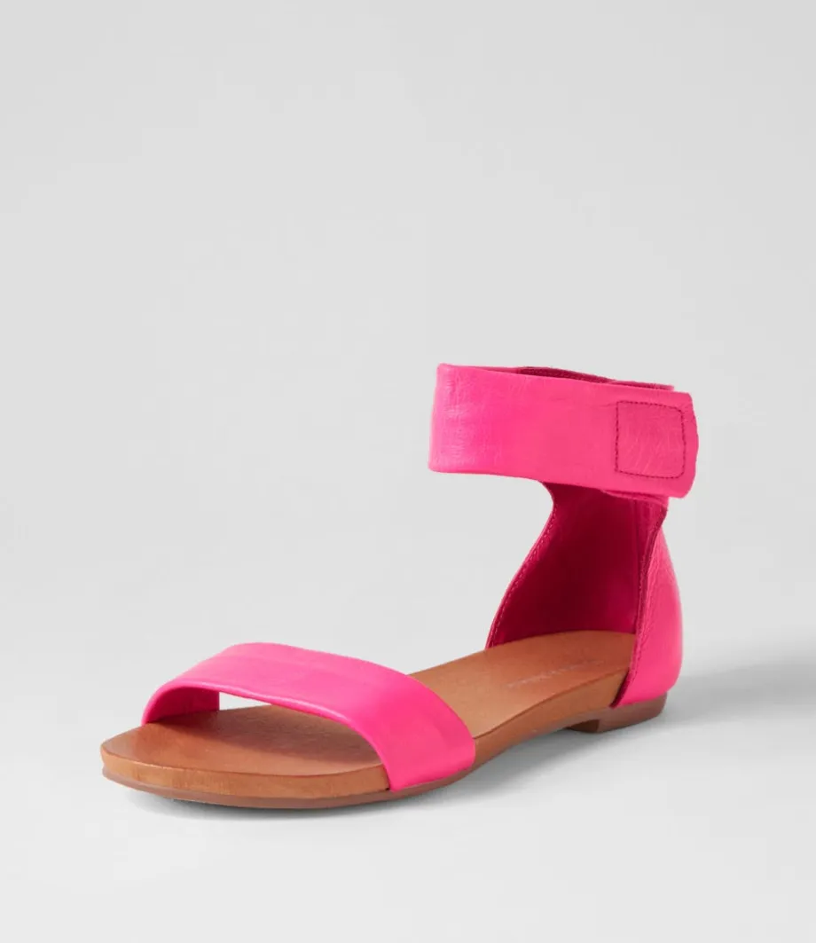 Juzz Hot Pink Leather Sandals<DJANGO & JULIETTE Clearance