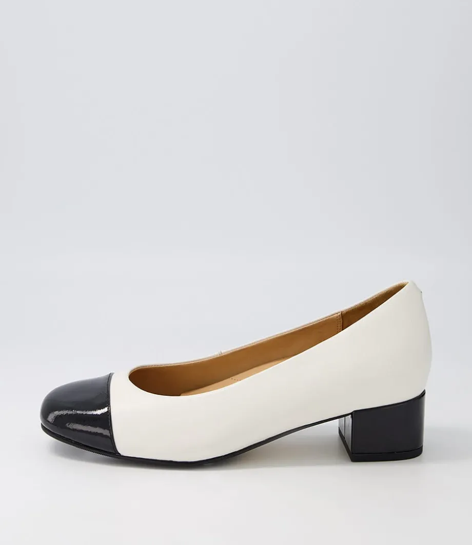 Knelis W Black Ivory Patent Leather Heels<ZIERA Outlet