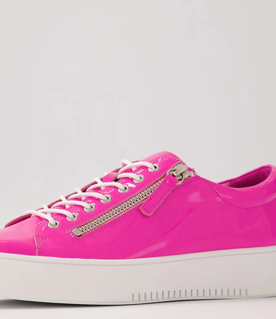 laila_hot_pink_patent_leather_sneakers_ws_5.webp Laila Hot Pink Patent Leather Sneakers Ws<DJANGO & JULIETTE Outlet