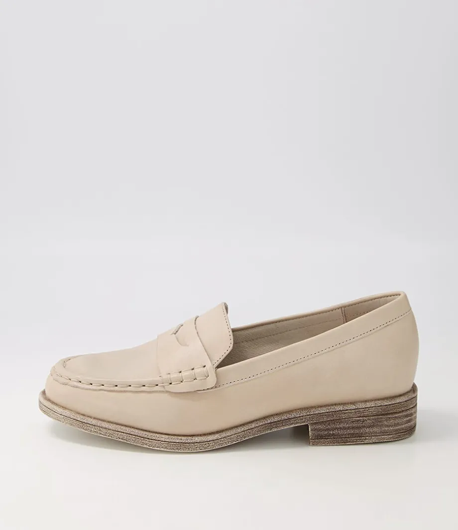 Messina Almond Leather Loafers<DJANGO & JULIETTE Best