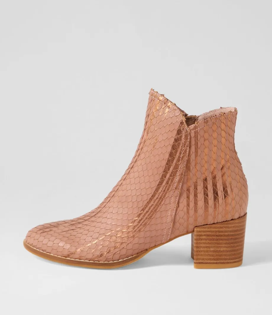 Mockas Blush Metallic Cut Leather Ankle Boots<DJANGO & JULIETTE Sale