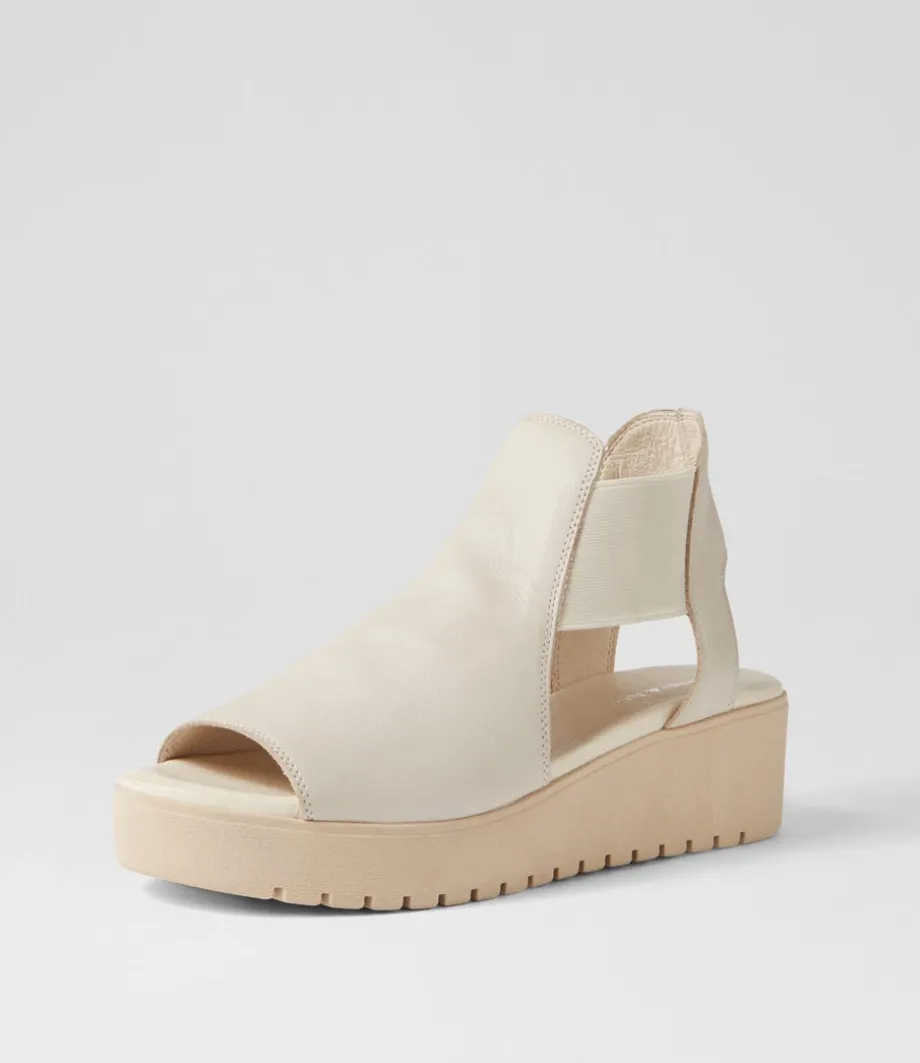 Ozie Almond Leather Sandals<DJANGO & JULIETTE Cheap