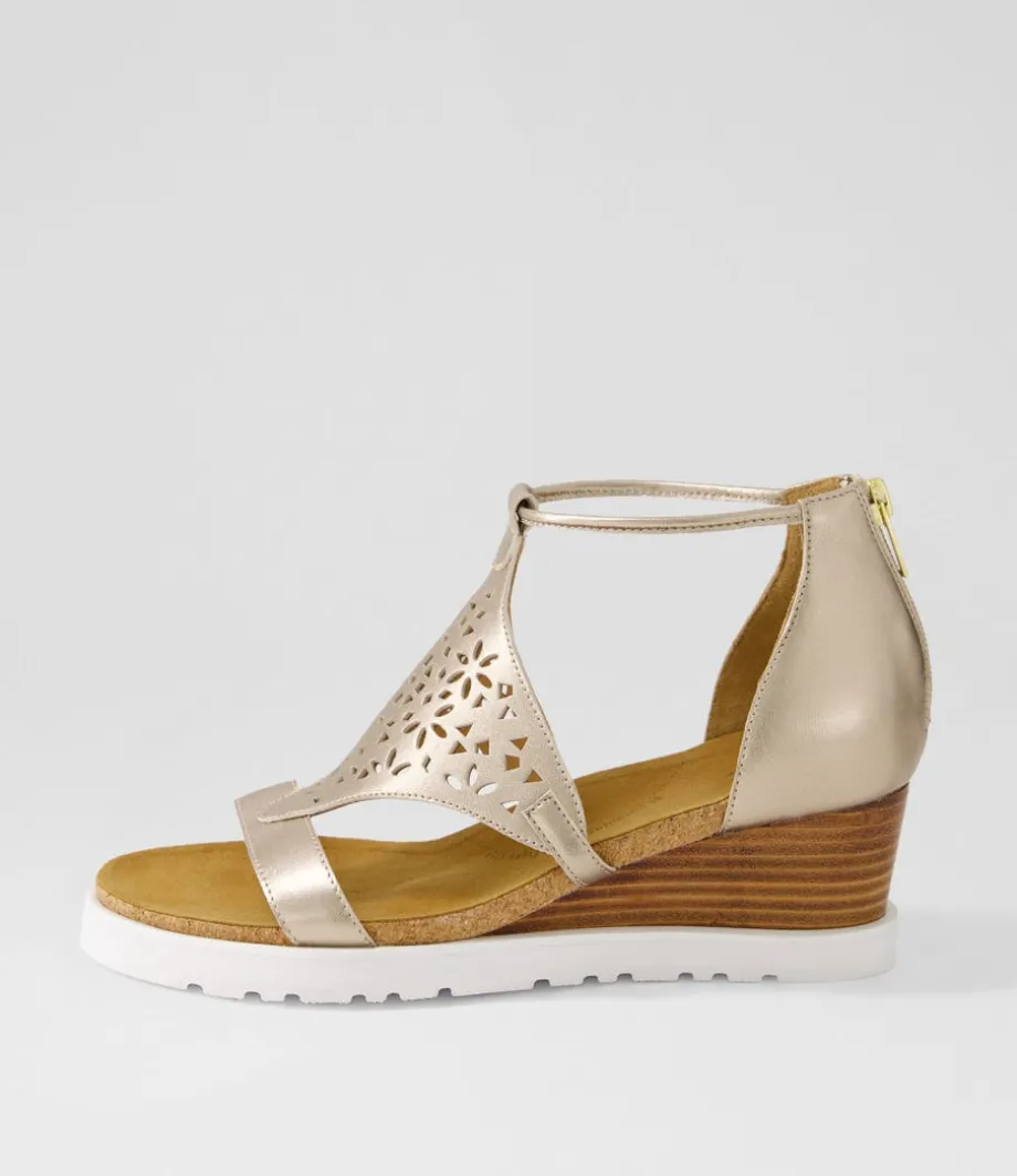 Pellie W Champagne Leather Sandals<ZIERA Store