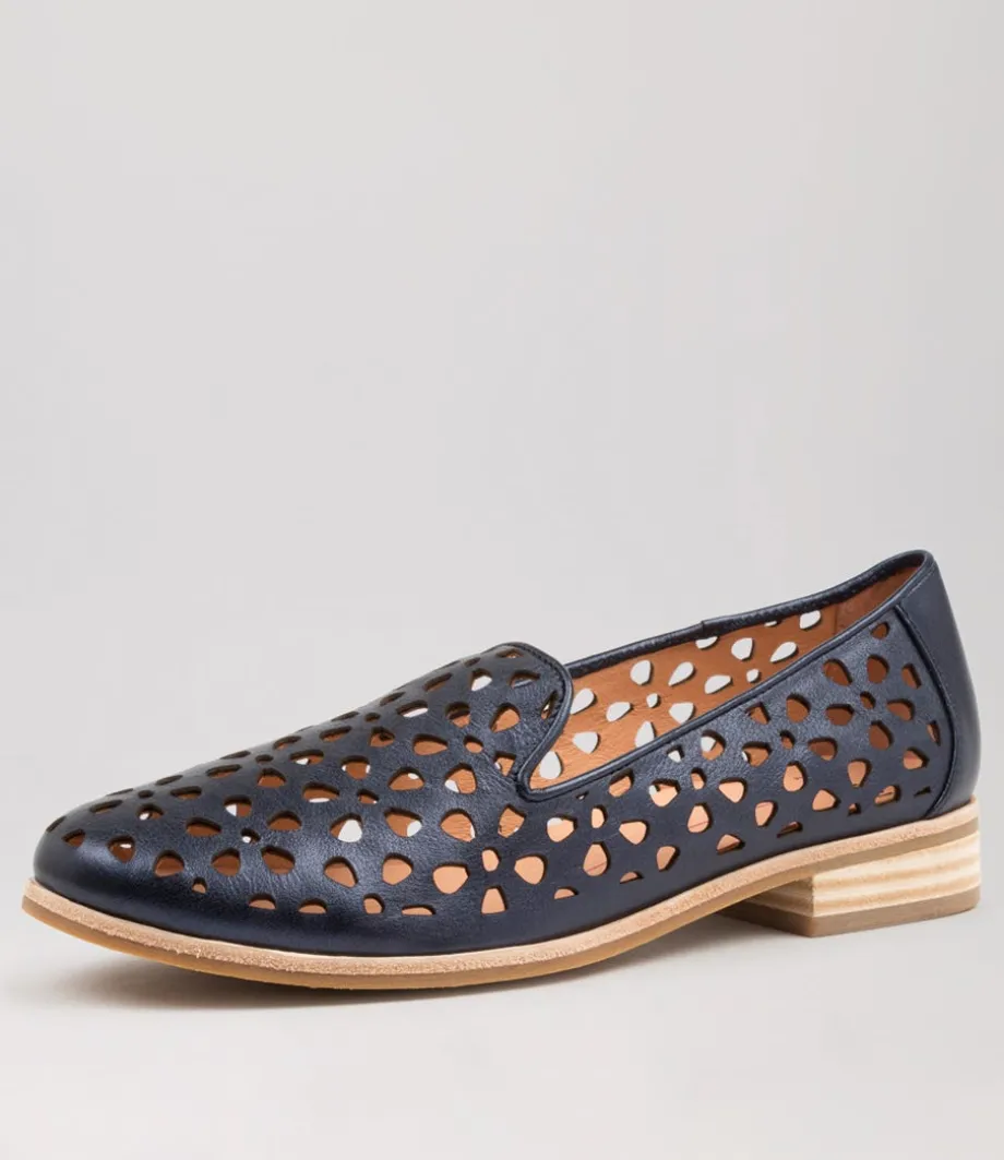 Quuets Navy Metallic Leather Loafers<MOLLINI New