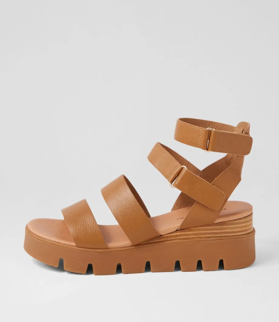 Rhean Toffee Leather Sandals<DJANGO & JULIETTE Store