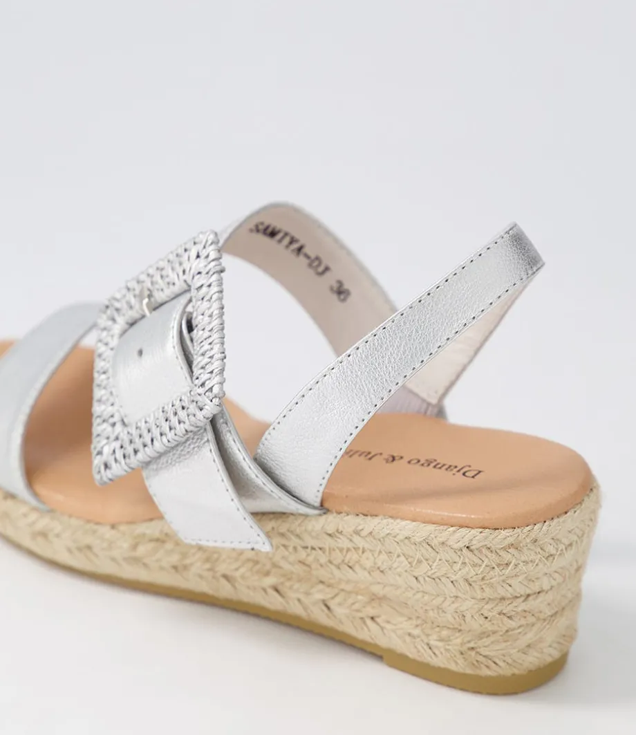 samiya_silver_leather_buckle_espadrilles_4.webp Samiya Silver Leather Buckle Espadrilles<DJANGO & JULIETTE Clearance