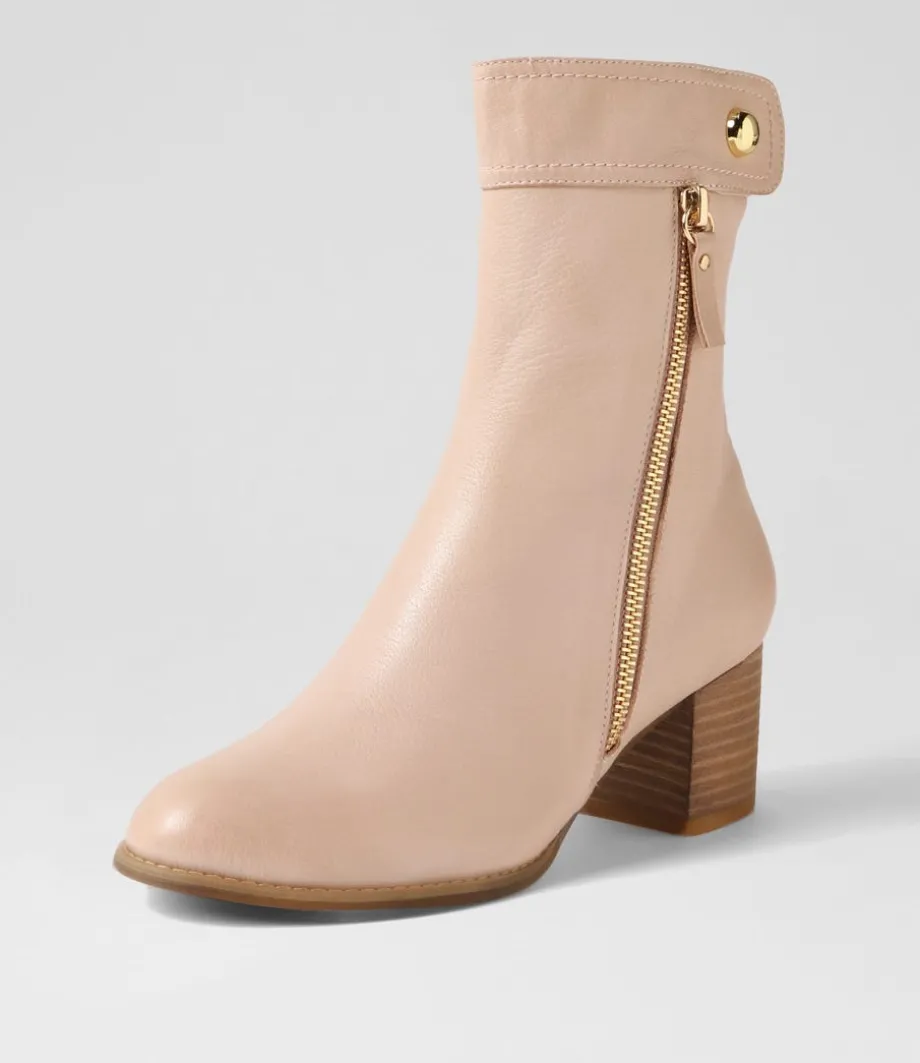 skyy_nude_leather_chelsea_boots_1.webp Skyy Nude Leather Chelsea Boots<DJANGO & JULIETTE Hot