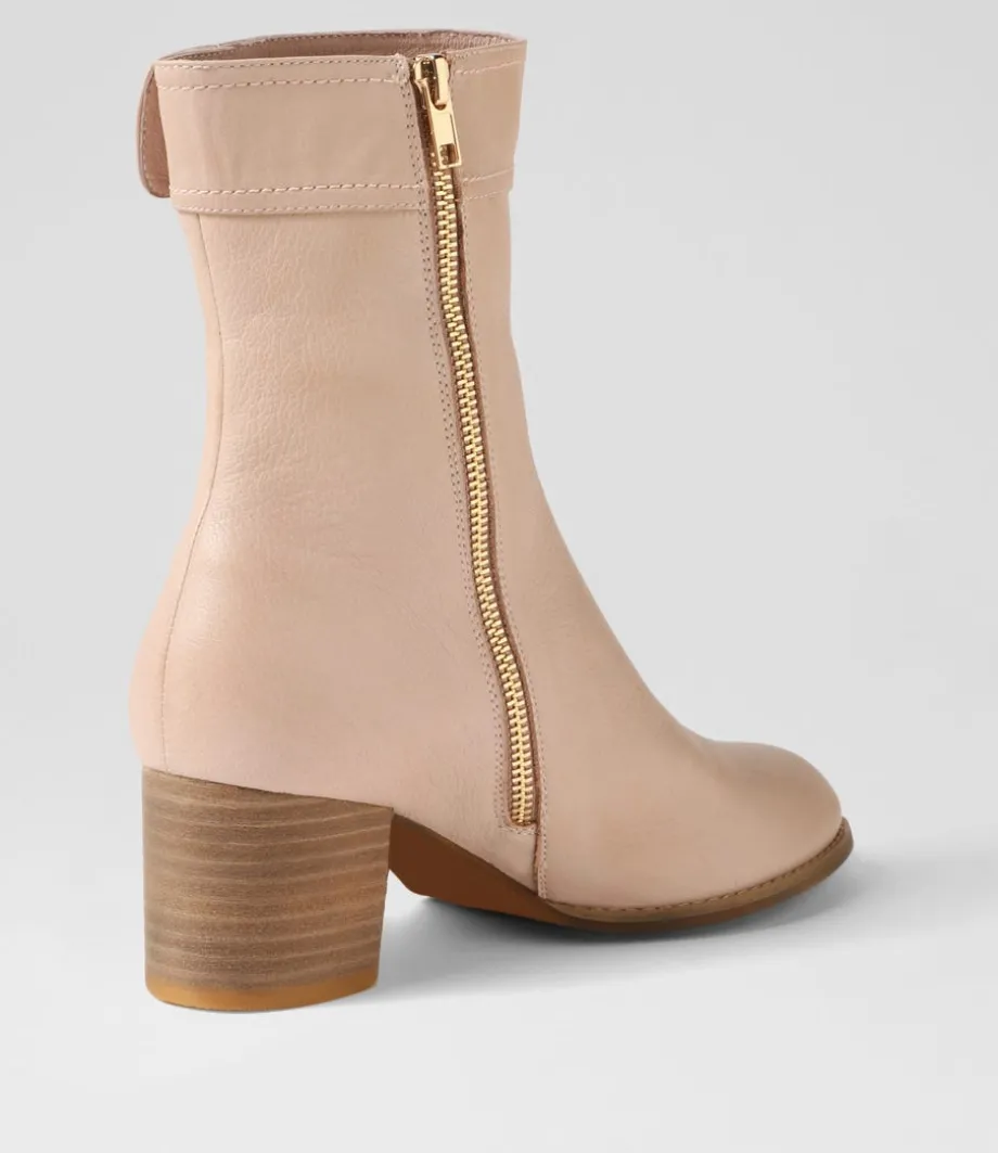skyy_nude_leather_chelsea_boots_2.webp Skyy Nude Leather Chelsea Boots<DJANGO & JULIETTE Hot