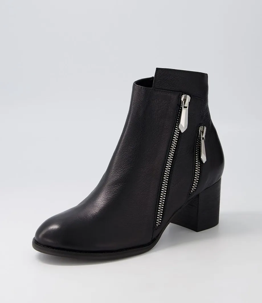 Slaine Black Leather Chelsea Boots<DJANGO & JULIETTE Cheap
