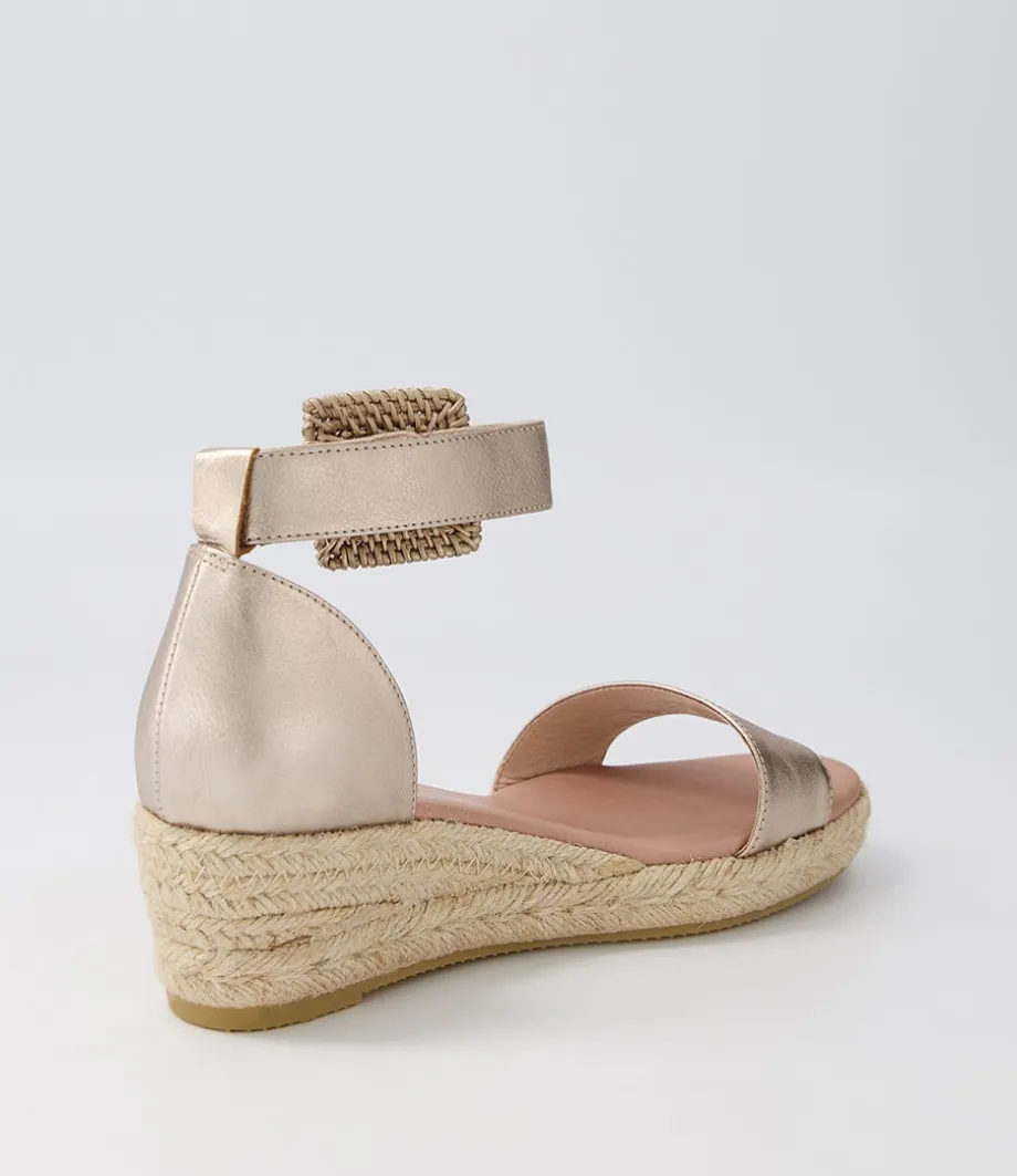 sprout_champagne_leather_buckle_espadrilles_2.webp Sprout Champagne Leather Buckle Espadrilles<DJANGO & JULIETTE Outlet