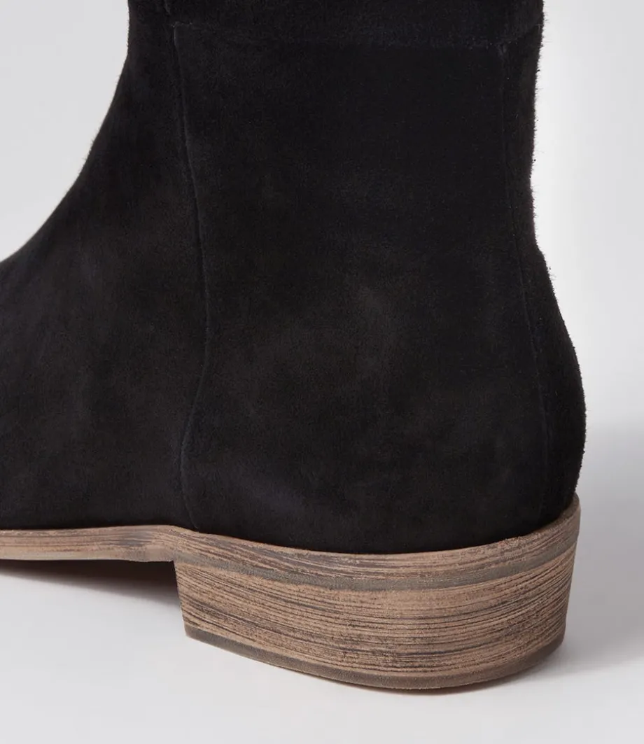 strath_black_suede_knee_high_boots_4.webp Strath Black Suede Knee High Boots<DJANGO & JULIETTE Best Sale
