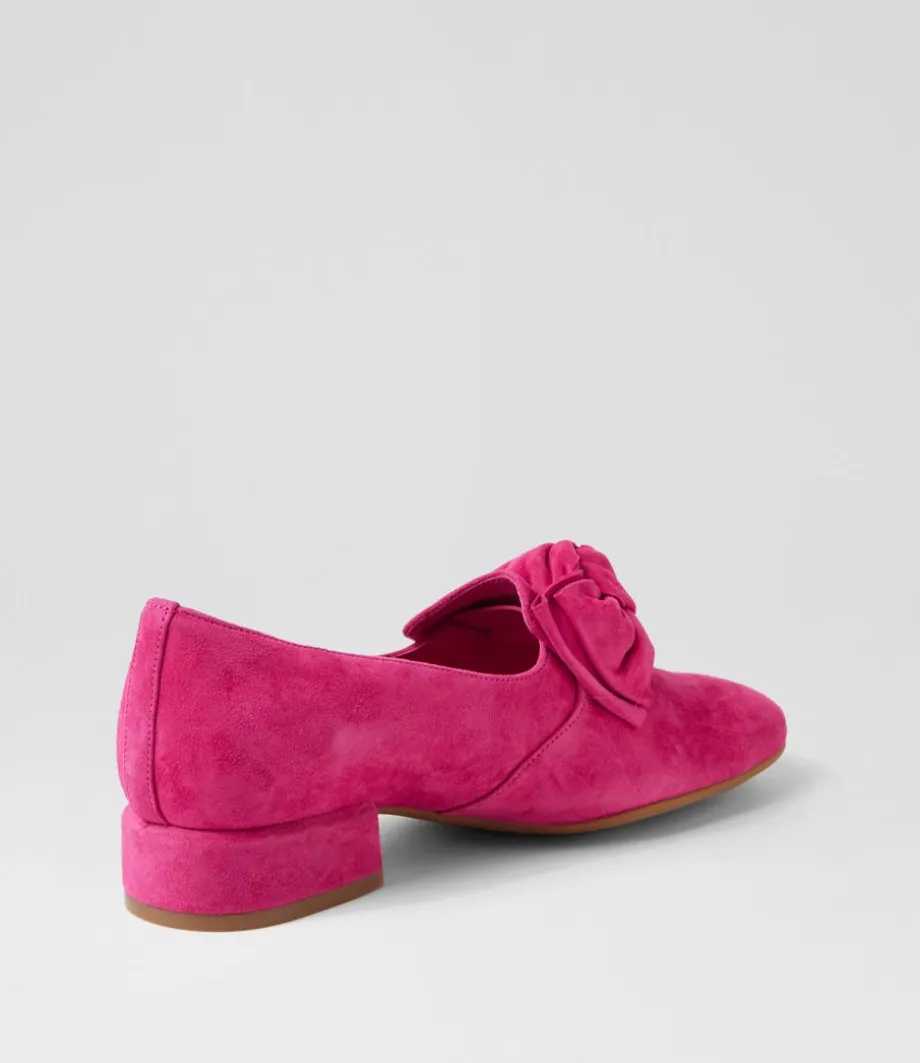 varva_fuchsia_suede_heels_2.webp Varva Fuchsia Suede Heels<DJANGO & JULIETTE Online