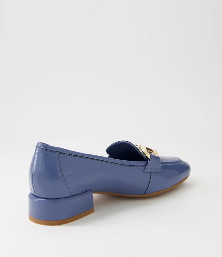 velam_cornflower_patent_leather_heels_2.webp Velam Cornflower Patent Leather Heels<DJANGO & JULIETTE Sale