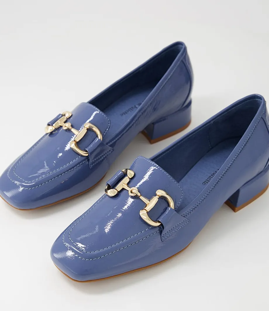 velam_cornflower_patent_leather_heels_4.webp Velam Cornflower Patent Leather Heels<DJANGO & JULIETTE Sale