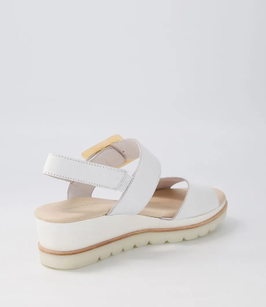 wacie_white_leather_sandals_2.webp Wacie White Leather Sandals<DJANGO & JULIETTE Outlet