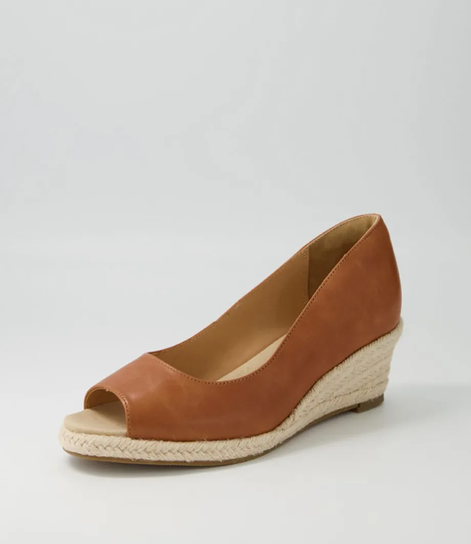 Whispa W Tan Leather Espadrilles<ZIERA Fashion