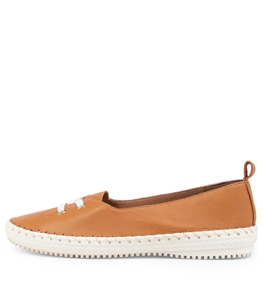 Womans Dark Tan Leather Loafers Ws<SUPERSOFT Clearance