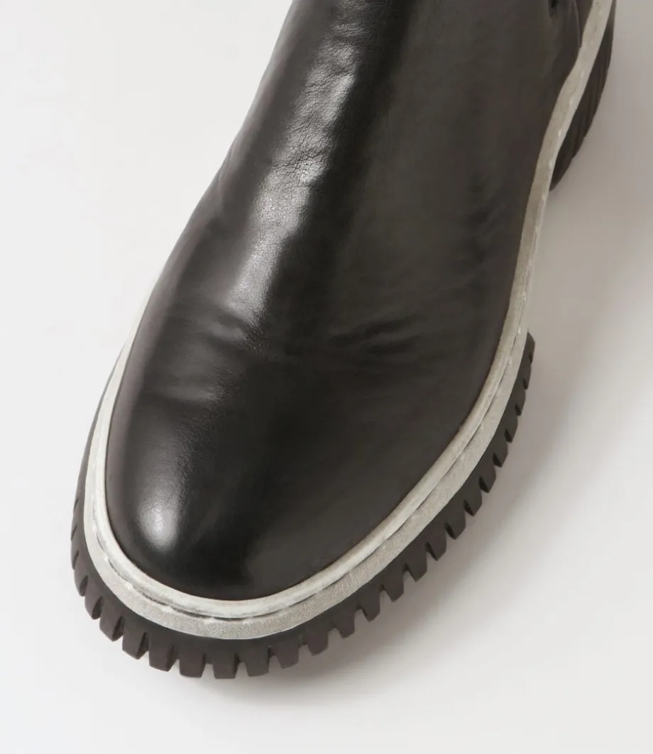 yaella_black_white_leather_chelsea_boots_3.webp Yaella Black White Leather Chelsea Boots<DJANGO & JULIETTE Best Sale