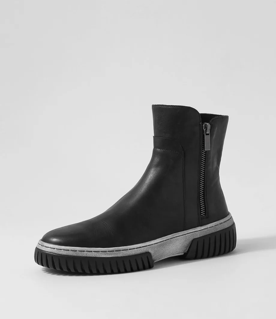 Yeliza Black White Leather Ankle Boots<DJANGO & JULIETTE Hot